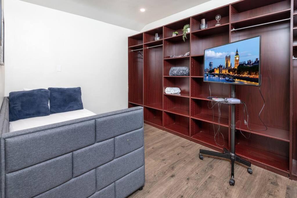 Apartment Luxury Living: Spacious 3br